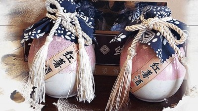 紅薯收獲季，用中型釀酒設(shè)備做紅薯酒造價低，利潤高