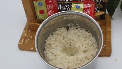 別再花錢買甜酒了，釀酒師傅透露，記住這幾點保證酒香濃郁