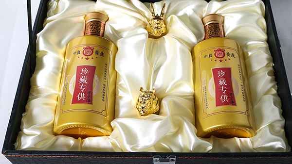 蒸酒設(shè)備：買白酒時(shí)，瓶身有這“3行字”的，白送也不要！