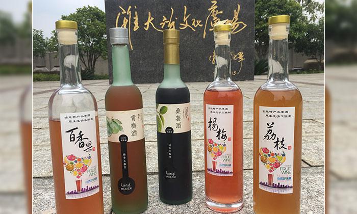 果酒釀酒設(shè)備釀的果酒放幾個(gè)月就酸了？那是你的保存方法錯(cuò)了 1
