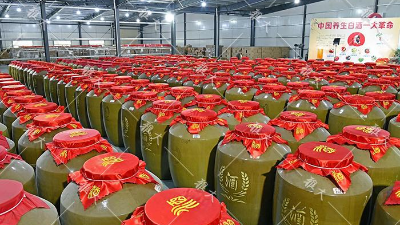用大型釀酒設備做窖藏酒，這幾種封壇技術(shù)一定要學會！