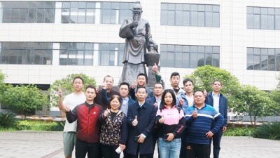 雅大五一活動火熱進行中，全場嗨翻天，筆記記不停