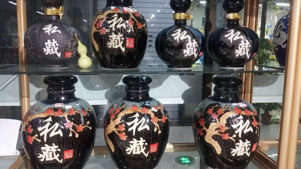 受疫情影響沒(méi)了工作，釀酒設(shè)備小型酒坊撬動(dòng)“大就業(yè)”