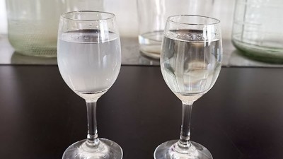 加水變渾濁的酒，就是釀酒機(jī)器釀造的純糧白酒？