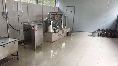 開一家酒坊所需的白酒設備和配套設備，大概要投多少錢